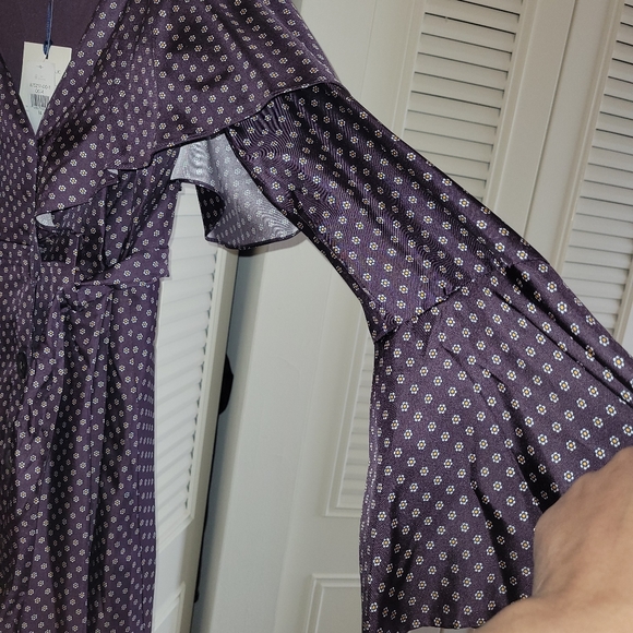 Beautiful Dress - Picture 5 of 6